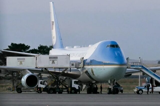 Trump, scandal în SUA: zborul rocambolesc după summitul NATO