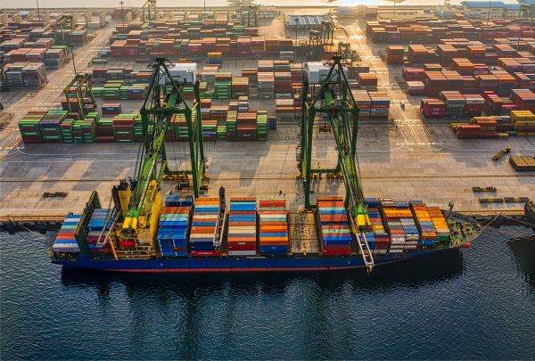 SUA-China: Acord pentru taxe vamale și AI