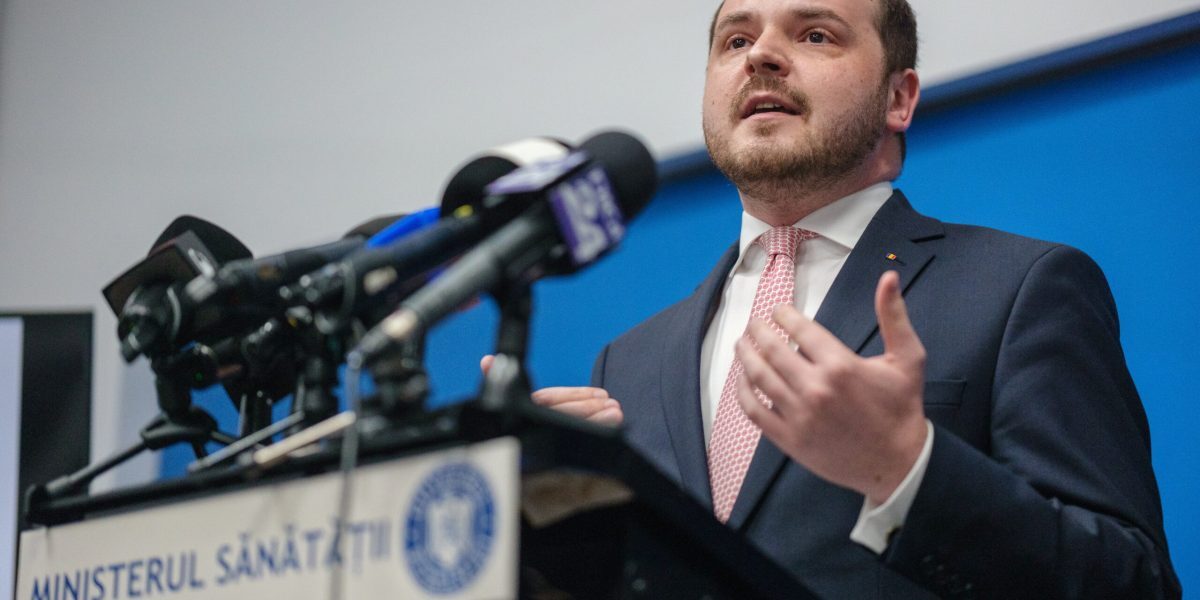 Rogobete, atac la șeful CNAS: Vrea cifrele reale pe sănătate