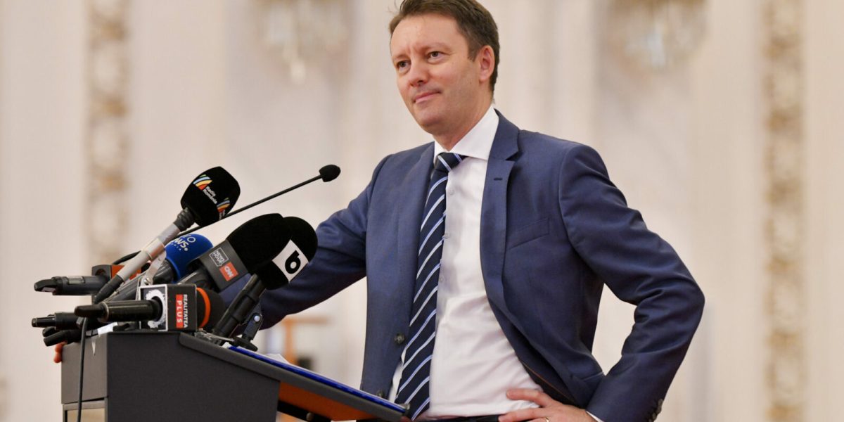 Cât e salariul minim, încă o dată?