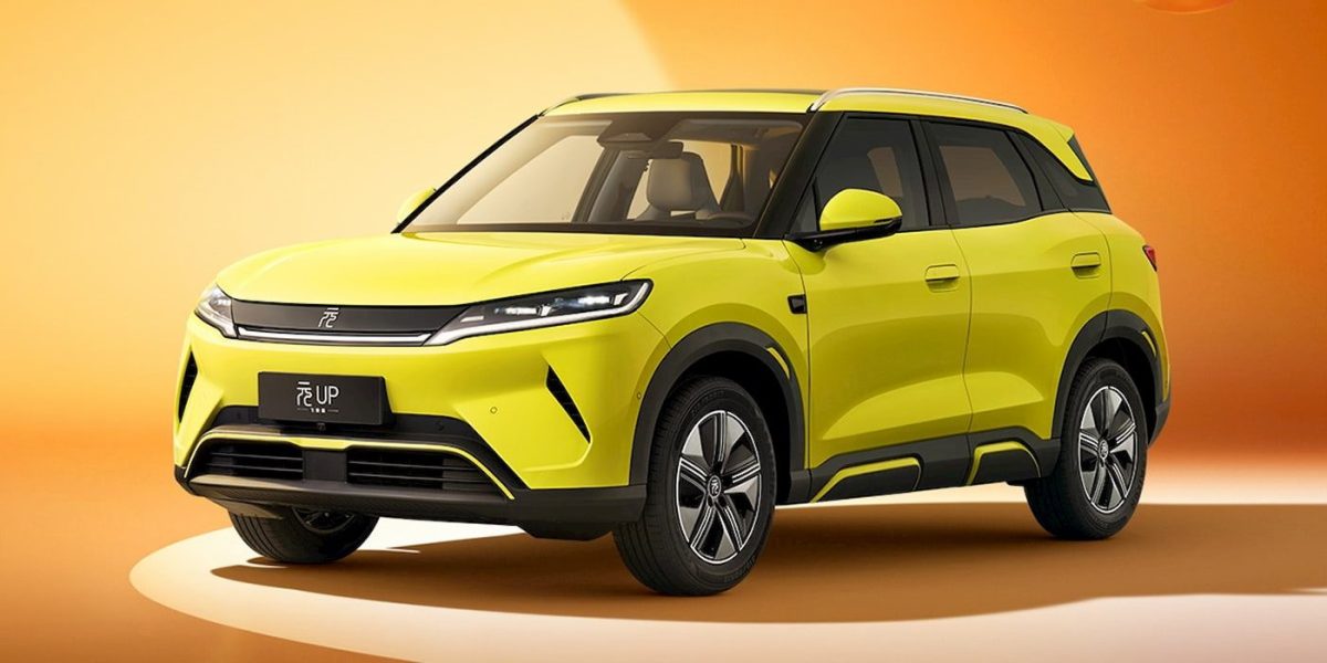BYD, SUV electric compact, 500km autonomie, sub 14.000 euro