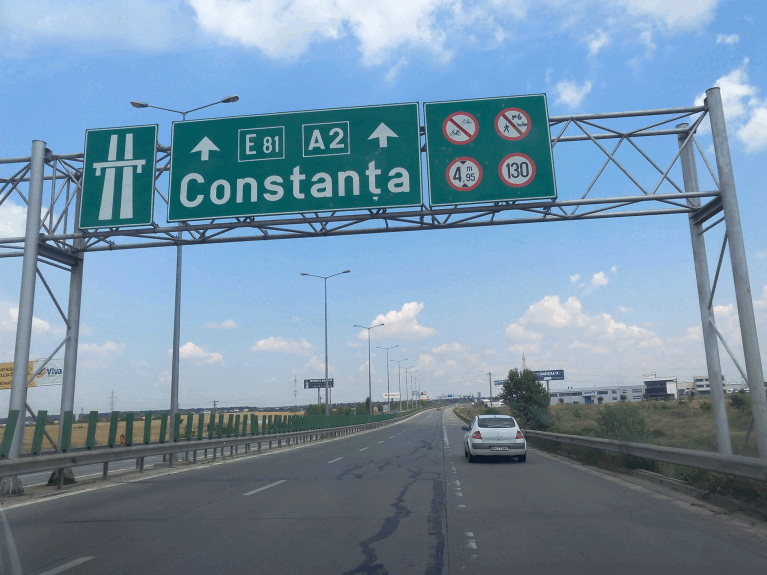 Permis blocat 120 de zile: Manevra periculoasă pe autostradă