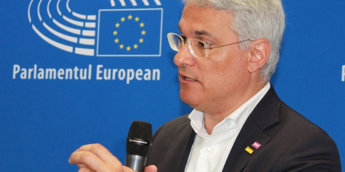 Pîslaru, laț la Manole: Salarii România vs. Mykonos
