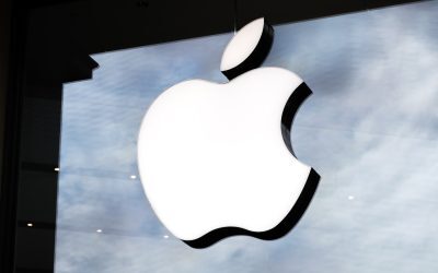 iPhone Ultra: Apple lansează azi primul telefon pliabil, totul despre el