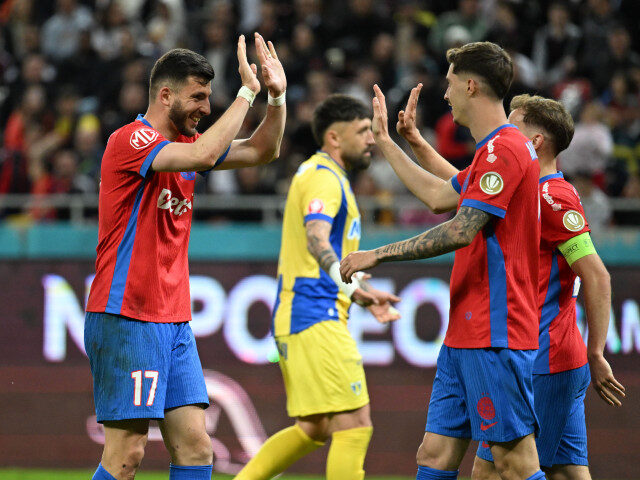 FCSB – Petrolul: Baciu, sub presiune. Ploieștenii „pe val”