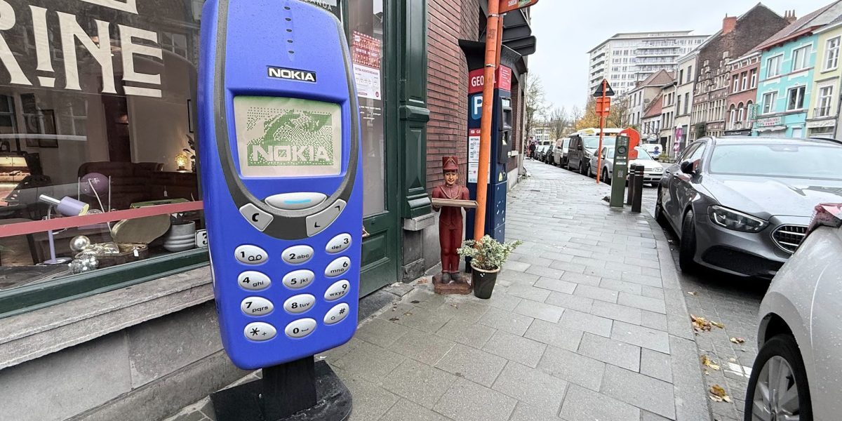 Nokia: De la hârtie la imperiu mobil. Ascensiunea și căderea unui gigant