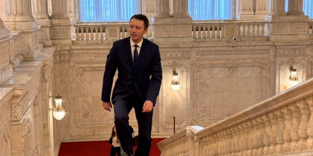 MUREȘAN depune azi la Parlament programul și miniștrii