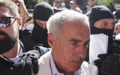 CĂLIN GEORGESCU: Azi la judecători, decizie arest preventiv
