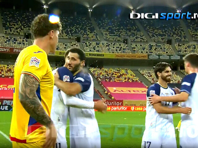 Tricolorul râde cu adversarul, la scurt timp după 2-4 cu Bosnia