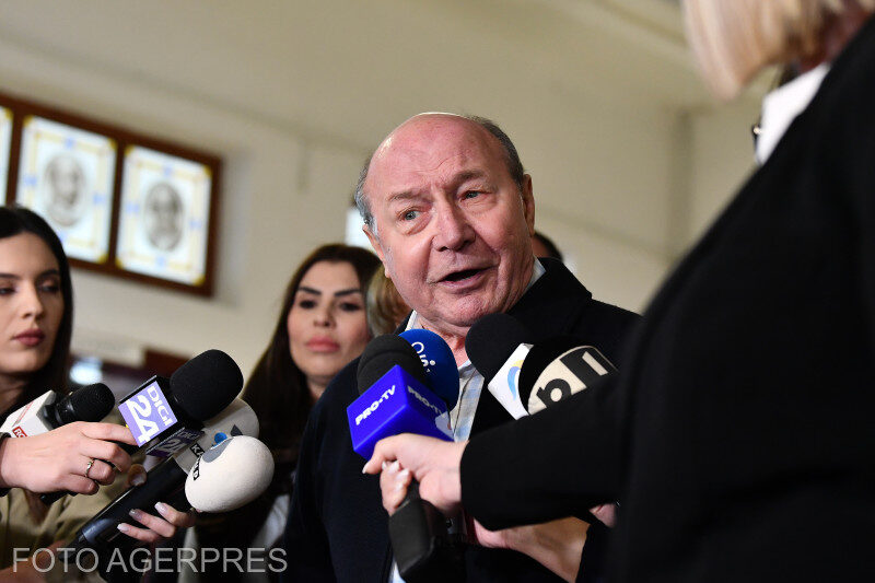 Băsescu: România, scenariu negru! Acuză strategie Georgescu-Simion