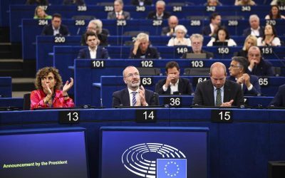 Weber: Apărare europeană unită contra haosului politic