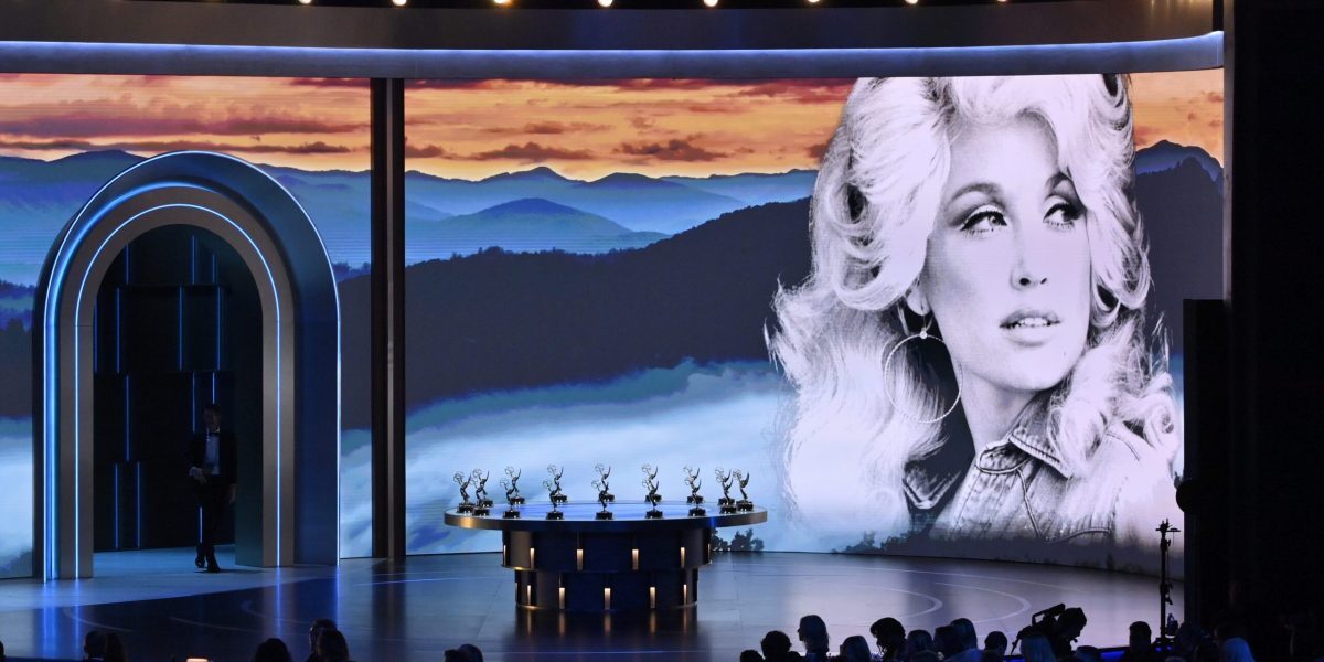 Emmy 2026: „Widow’s Bay” bate record, „The Pitt” – cea mai bună serie