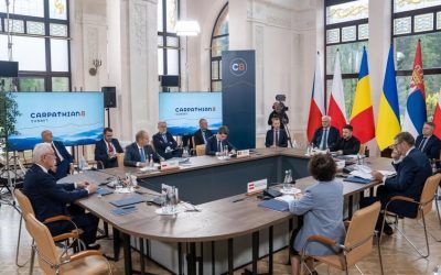 Minorități și economie: Președintele României cere cooperare la summitul din Ucraina