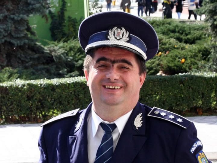 CARAGEA DEMISIONEAZĂ DE LA UM SADU: AFACERI CATASROFALE