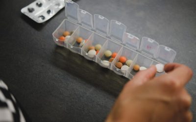 Medicamentele te lasă fără vitamine. Avertismentul farmaciștilor