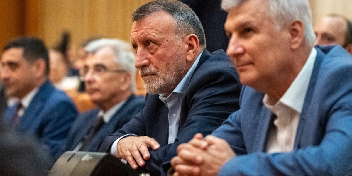 Convingerile, nesupuse negocierii, păstrate neatinse