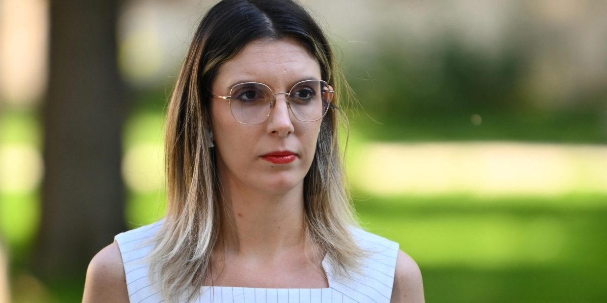 ANM: Lux și firme pe bani publici. Buzoianu cere demisia și sesizează Parchetul