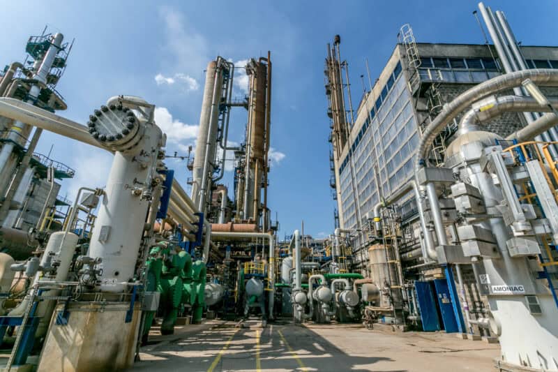 Azomureș, sub Romgaz: angajații revin, probe pe instalații