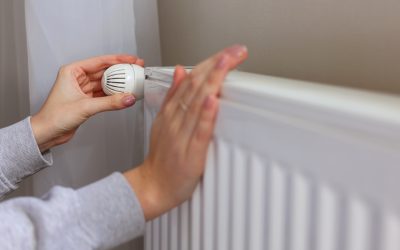 Aerisești caloriferele: înainte sau după ce pornește căldura?