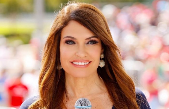 Guilfoyle: Doi magnați greci îi plăteau luxul. Noi dezvăluiri WSJ