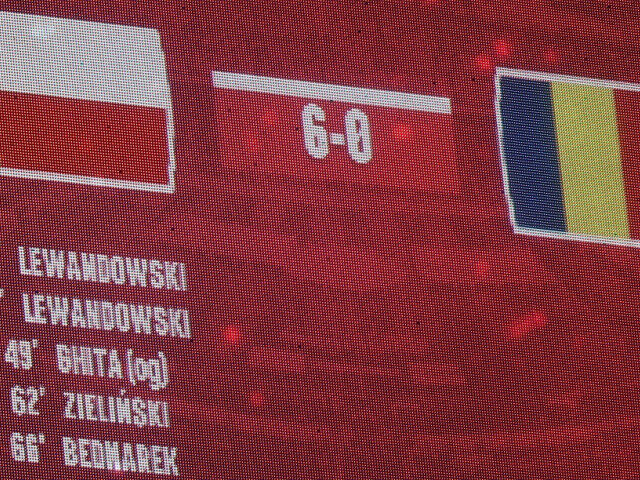 Hagi, chipul dezastrului la 0-6. Ce au filmat camerele pe banca României