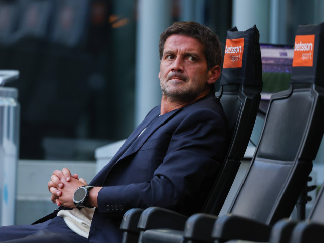 Chivu, ironizat crunt de italieni: ”Poate adormi pe canapea”