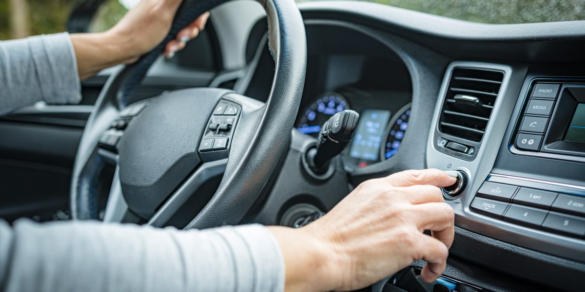 Butonul auto ce arde combustibilul. Specialiștii: risc de uzură