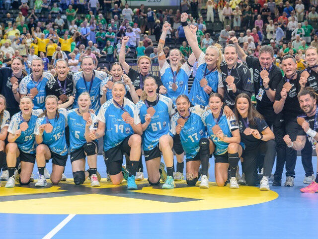 CSM București vs Esbjerg & Gloria Bistrița Live!