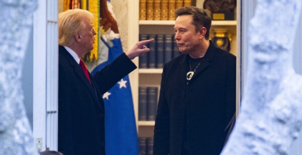 Trump dă Medalia Științei lui Elon Musk