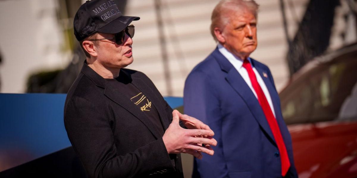 Musk acuză Trump pentru blocarea Starlink în Ucraina