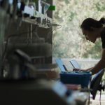 AI supusă la tortură online: Rezultate neașteptate, experți șocați