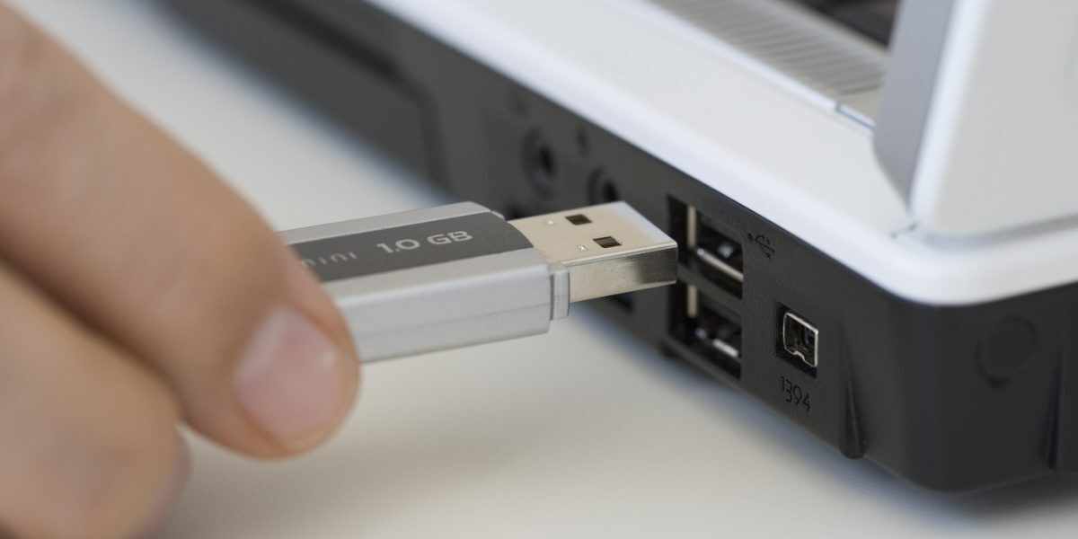 USB: Ce înseamnă cele 3 litere pe care le folosești zilnic